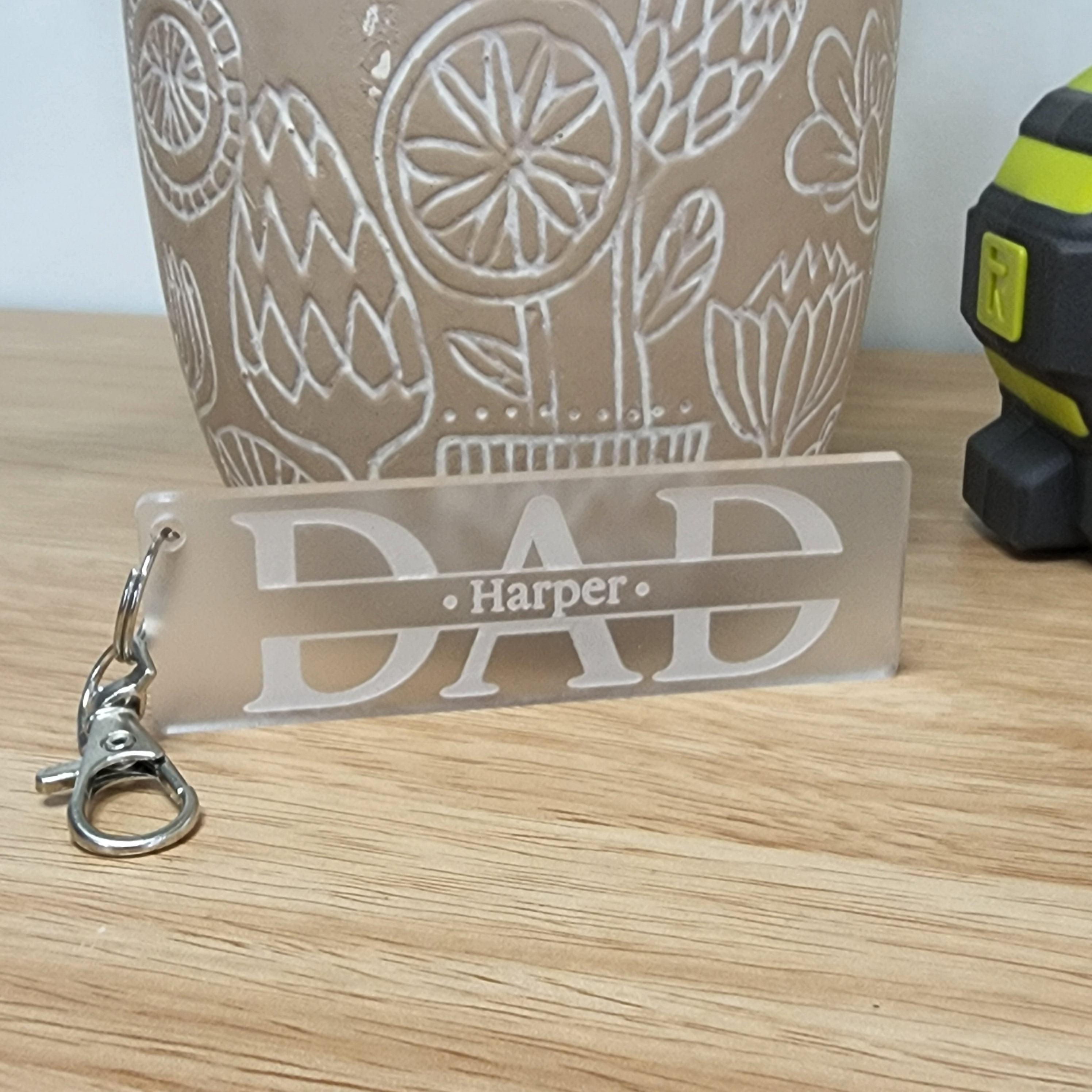 Dad with Kids Names - Personalised Frosted Keyring - Father's Day Gift - The Willow Corner