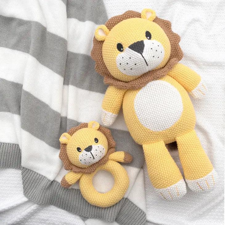 Leo the Lion Knitted Rattle - The Willow Corner