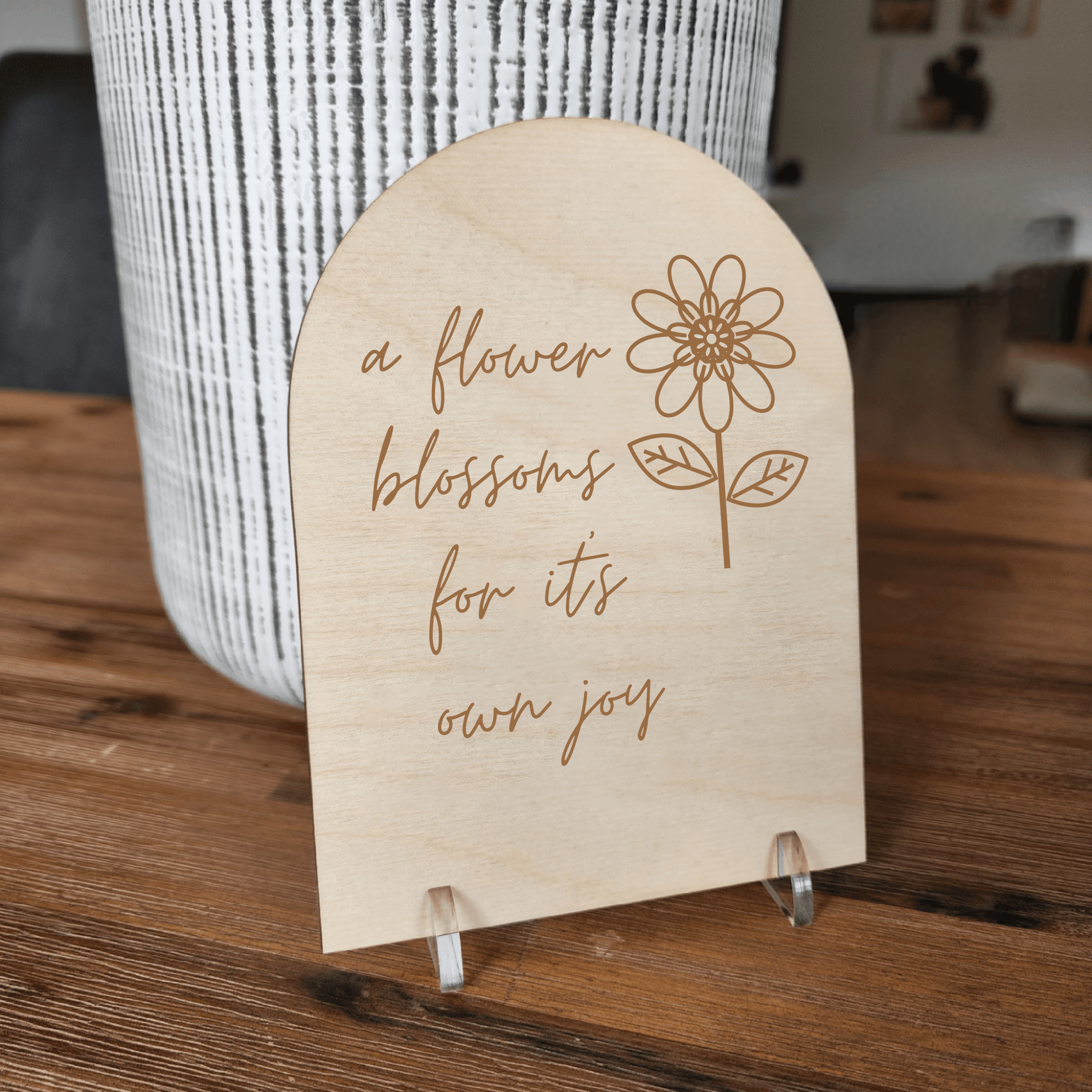 Wooden Arch Quote - A Flower Blossoms For It&#39;s Own Joy (Daffodil) 🌼 - The Willow Corner
