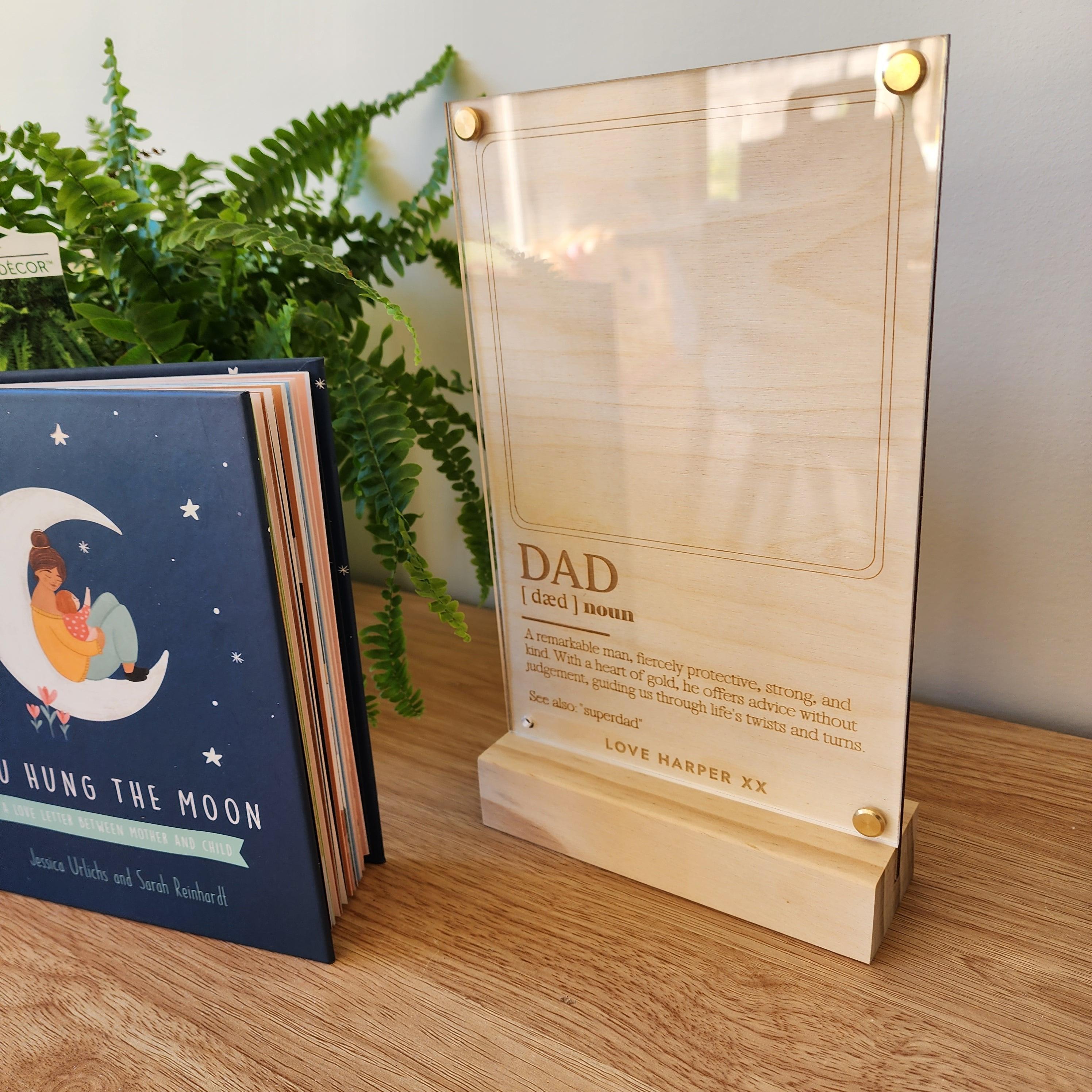 Dad Definition Photo Stand - Personalised Wooden Photo Frame - Father&#39;s Day Gift - The Willow Corner