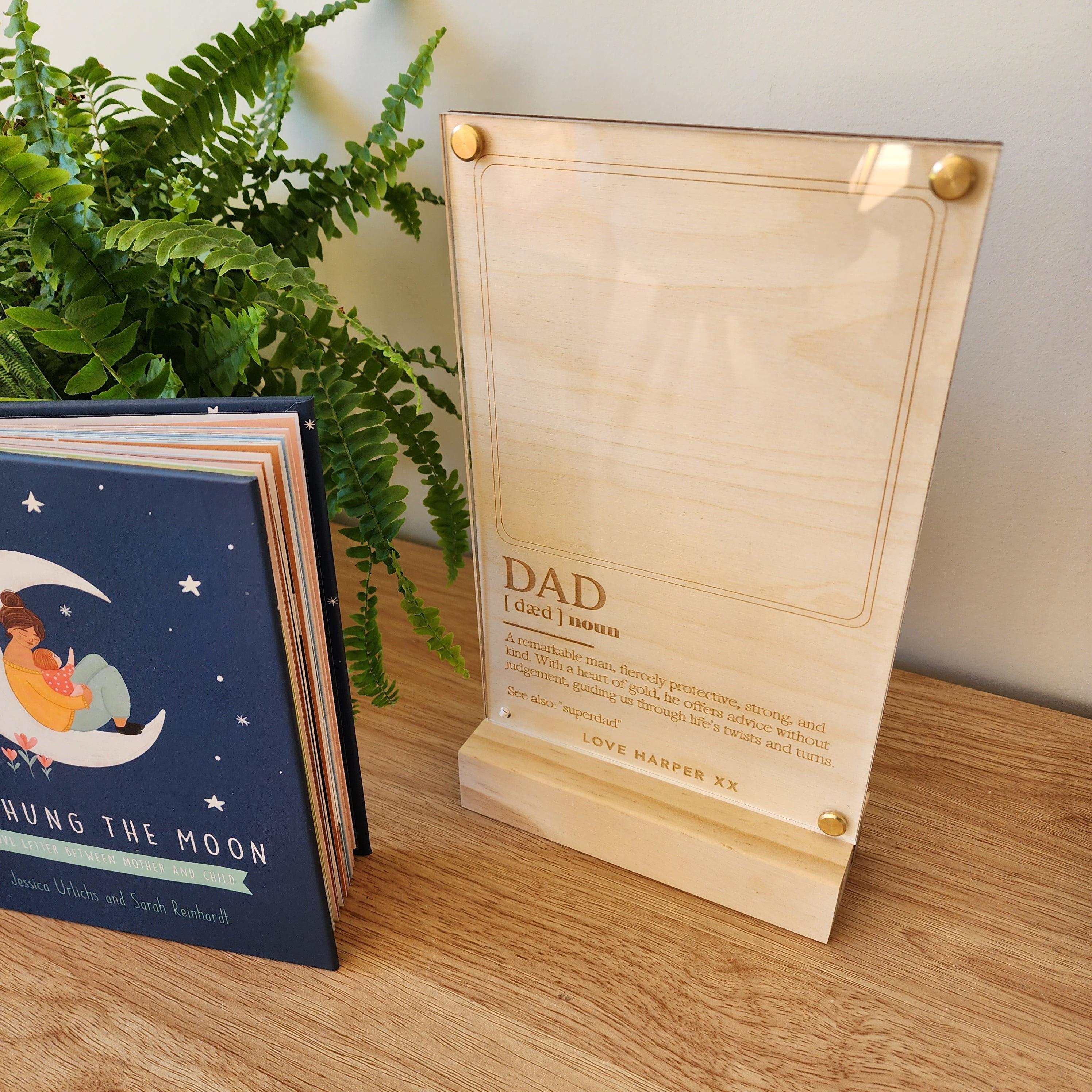 Dad Definition Photo Stand - Personalised Wooden Photo Frame - Father's Day Gift - The Willow Corner