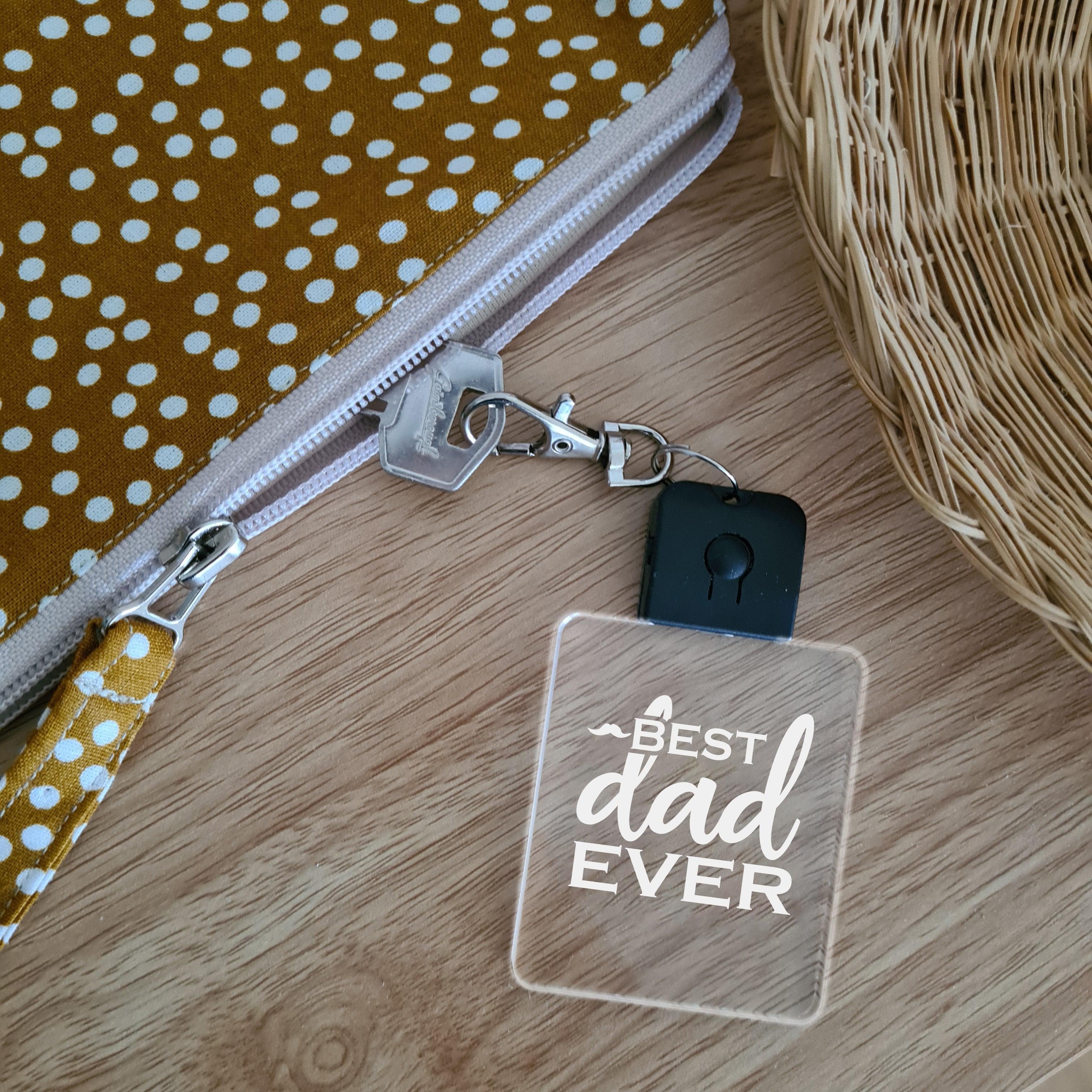 LED Glowing Keychain 🌕 - Best Dad Ever - The Willow Corner