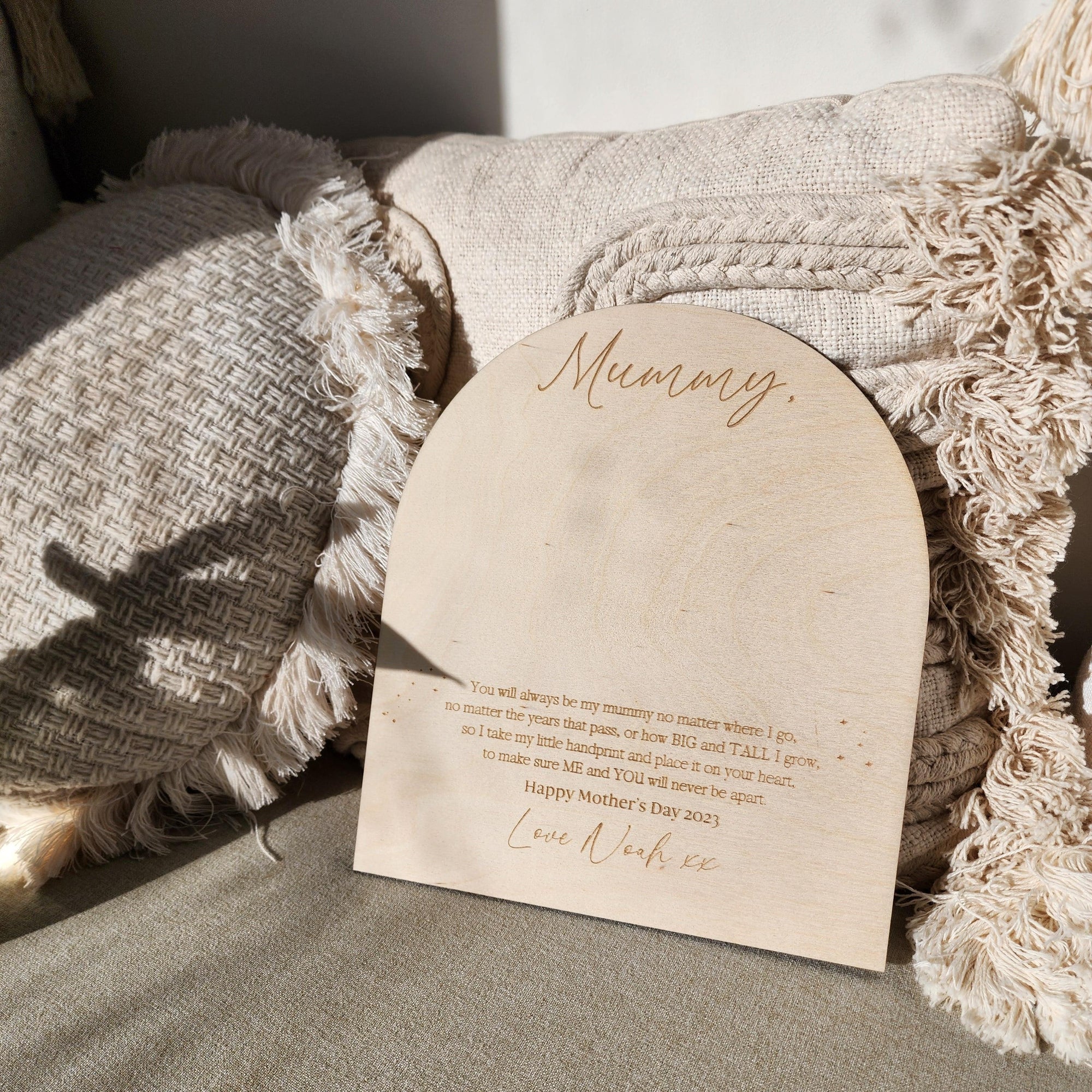 Mummy Handprint Sign - Personalised Wooden Arch Plaque - Mother&#39;s Day Gift - The Willow Corner