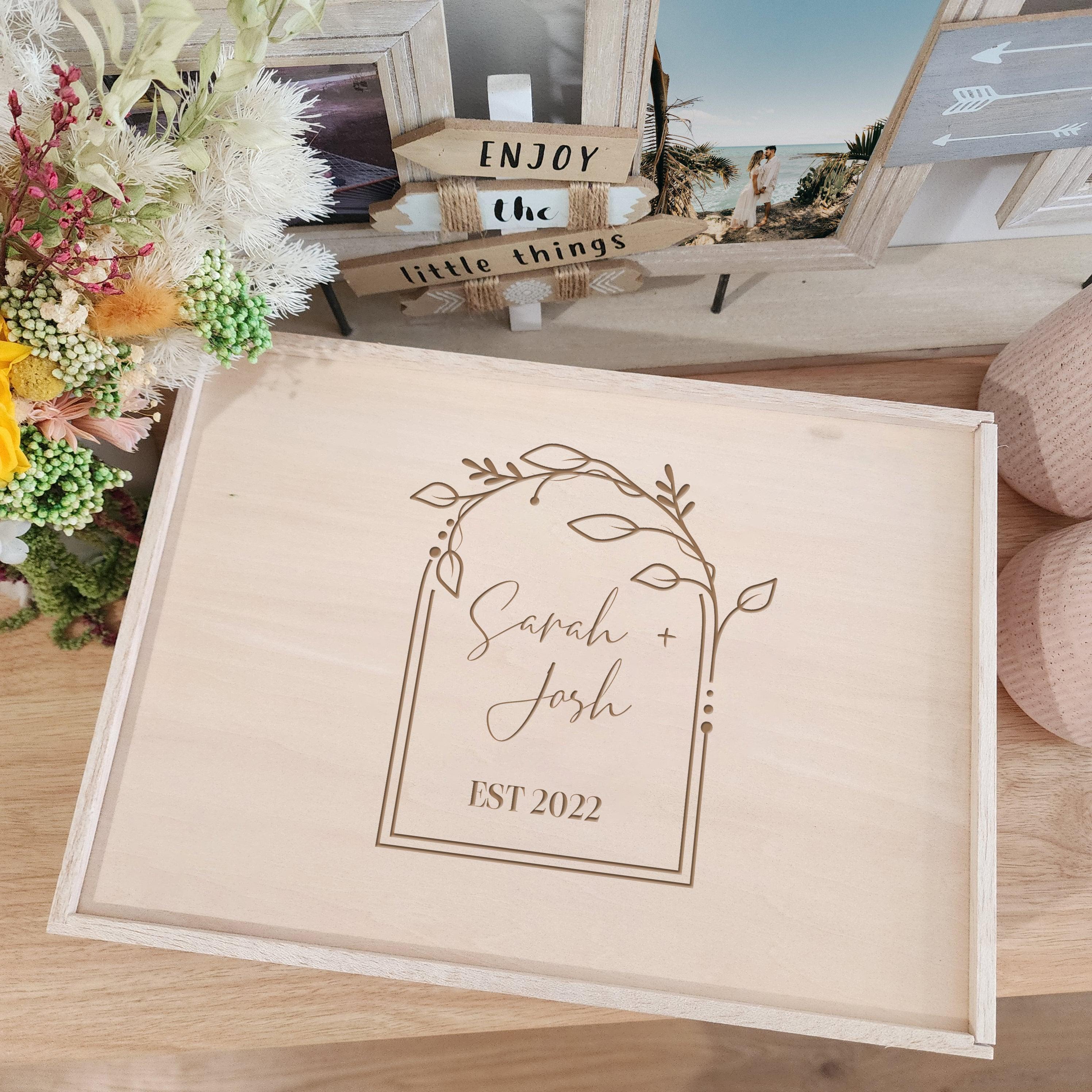 Personalised Boho Arch Wreath Couples Memory Keepsake Box - Valentine's Day Gift - The Willow Corner