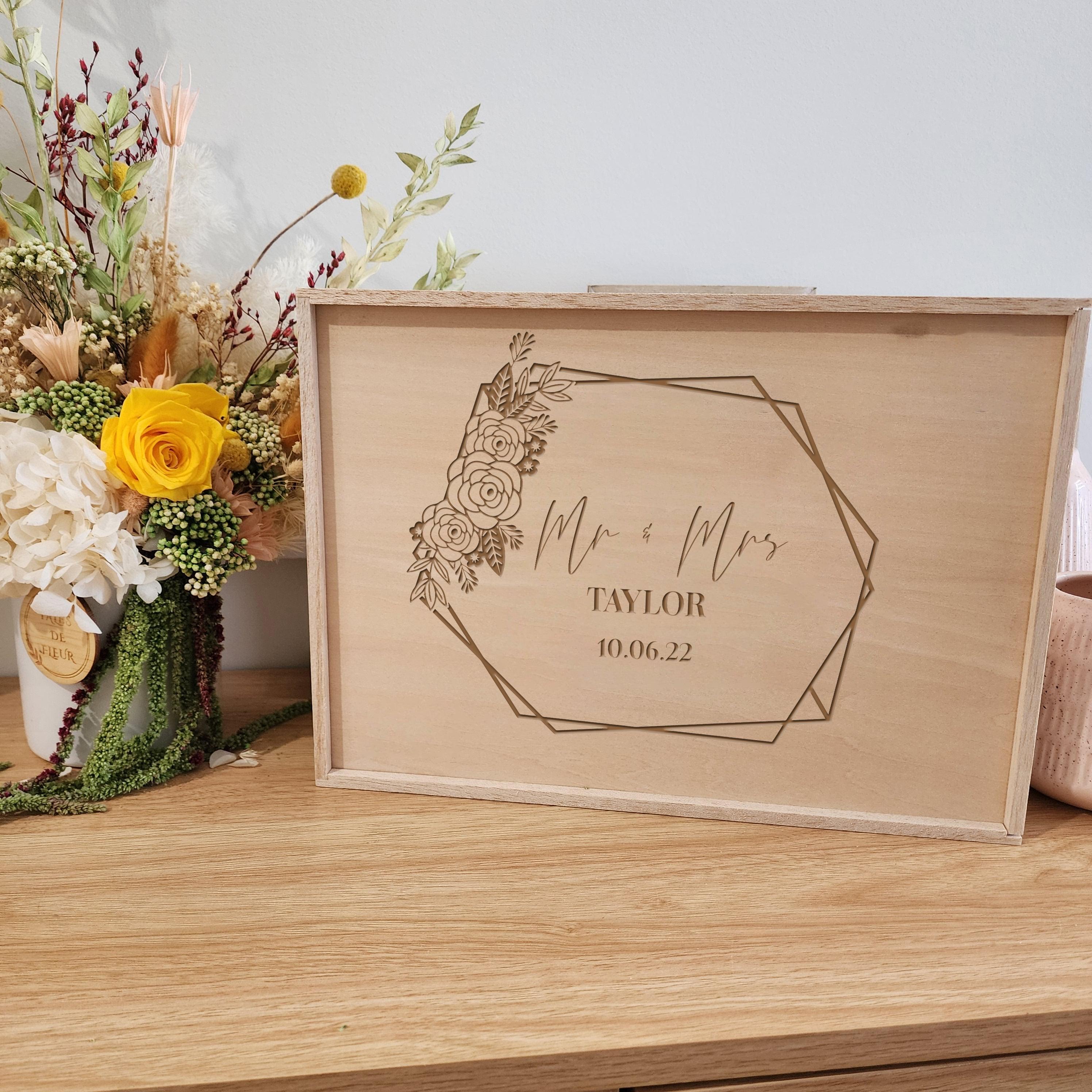 Personalised Double Hex Wreath Couples Memory Keepsake Box - Valentine&#39;s Day Gift - The Willow Corner