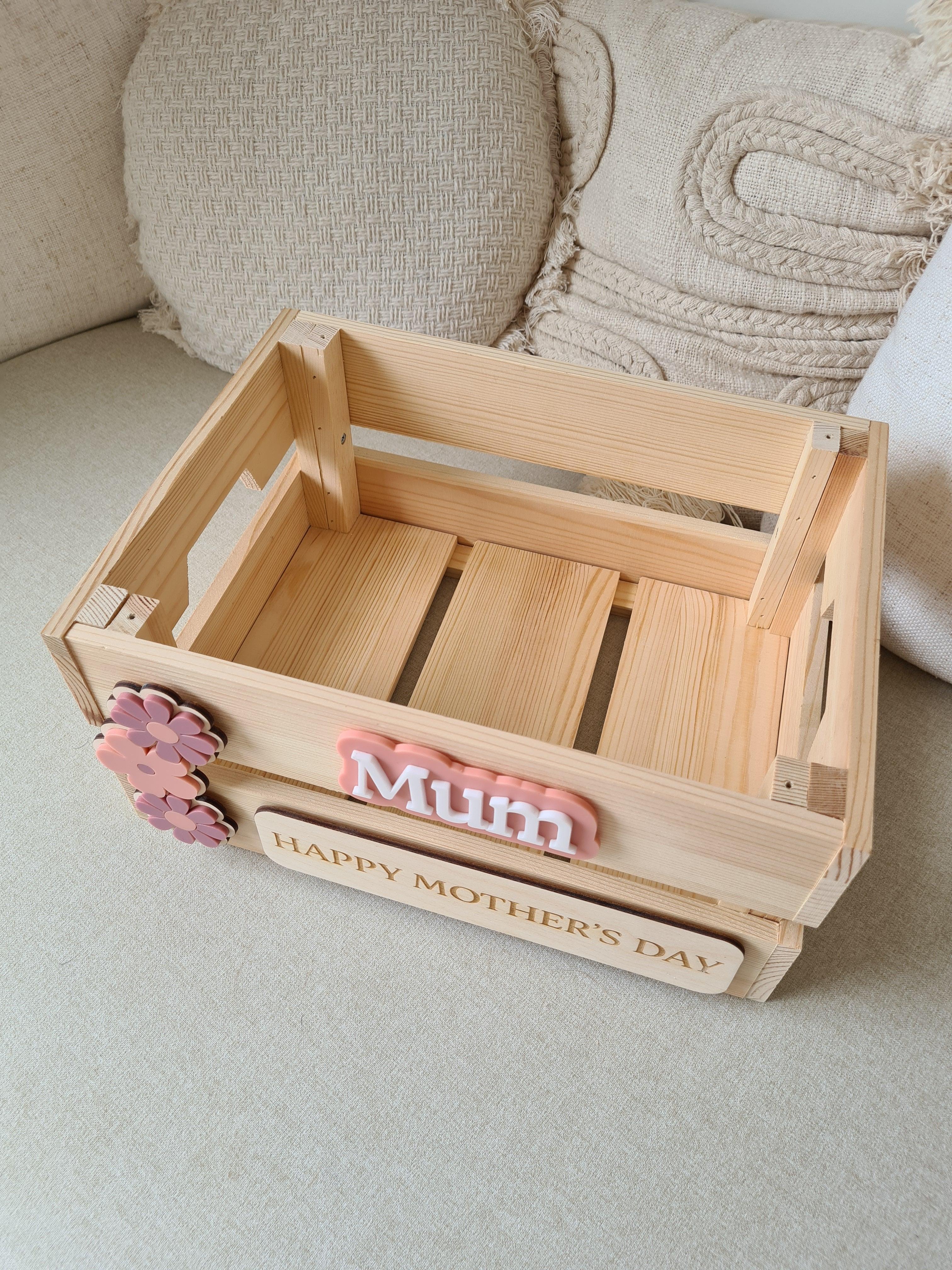 Personalised Wooden Mother&#39;s Day Crate with 3D Daisies - Interchangeable Mother&#39;s Day Keepsake Basket Box - The Willow Corner